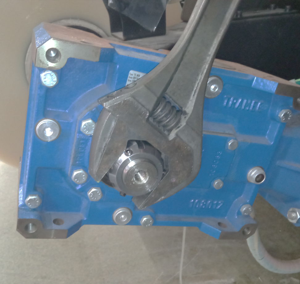 Replacing the unwinder motor lock nut HP® Support