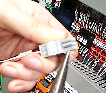 Cable Routing | HP® Customer Support